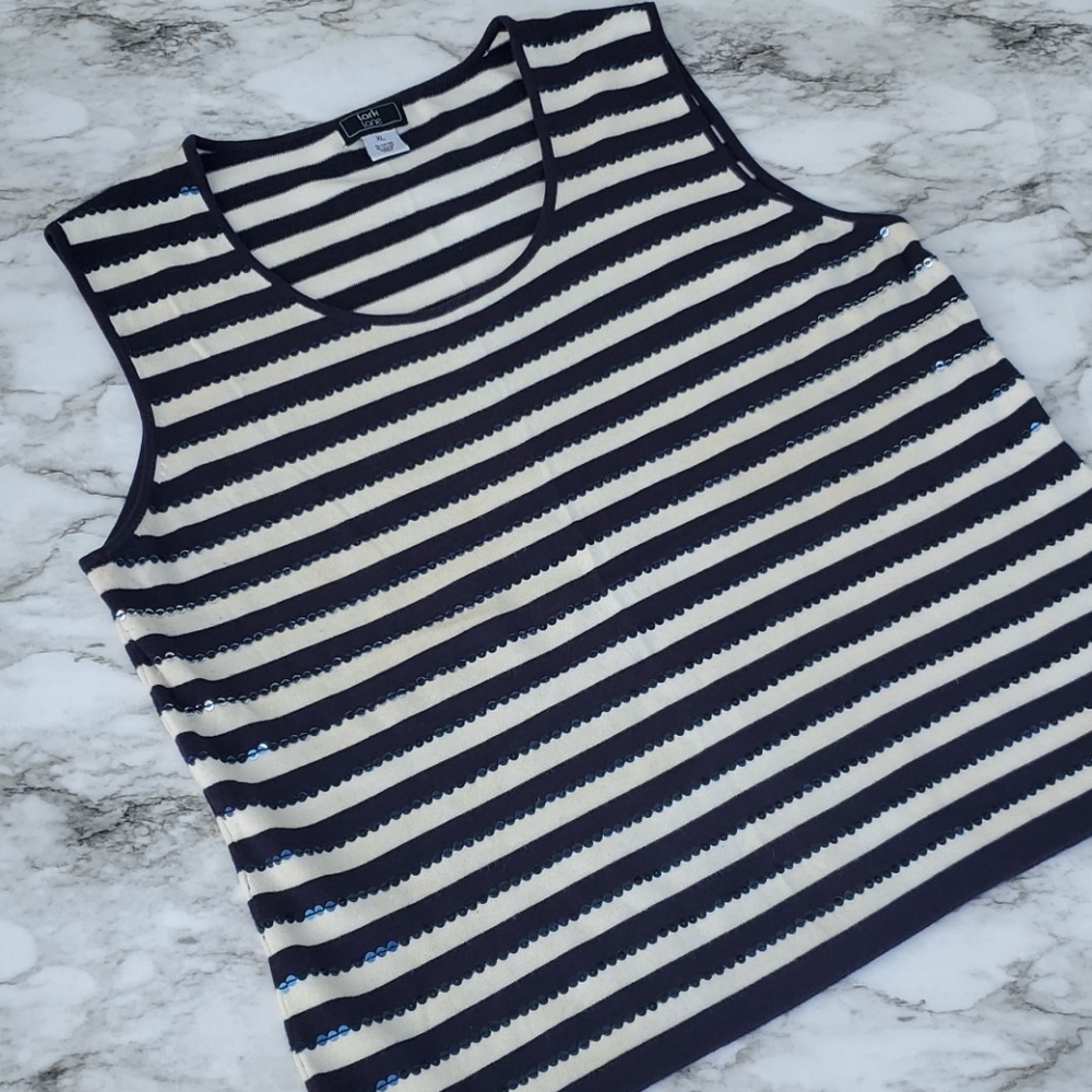 Lark Lane sweater size xl
